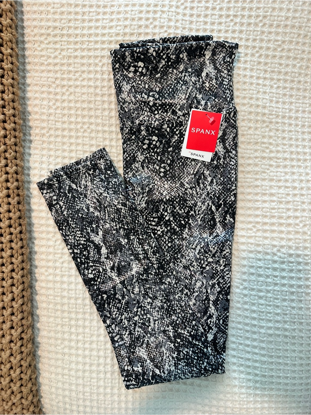 SPANX Black & White Snake-Print Leggings